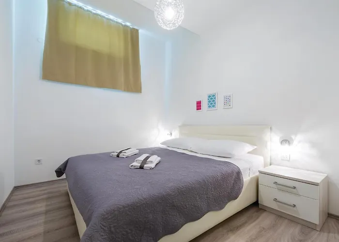 One-bedroom In *
